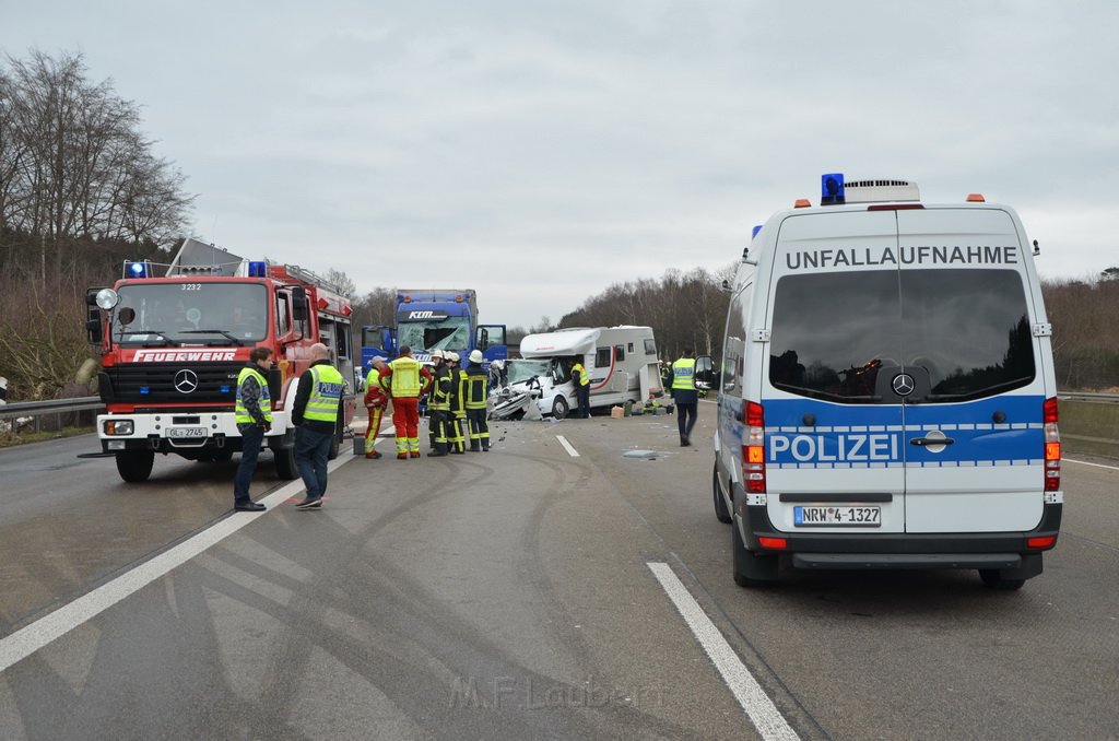 Schwerer VU A 1 Rich Saarbruecken kurz vor AK Leverkusen P107.JPG - Miklos Laubert